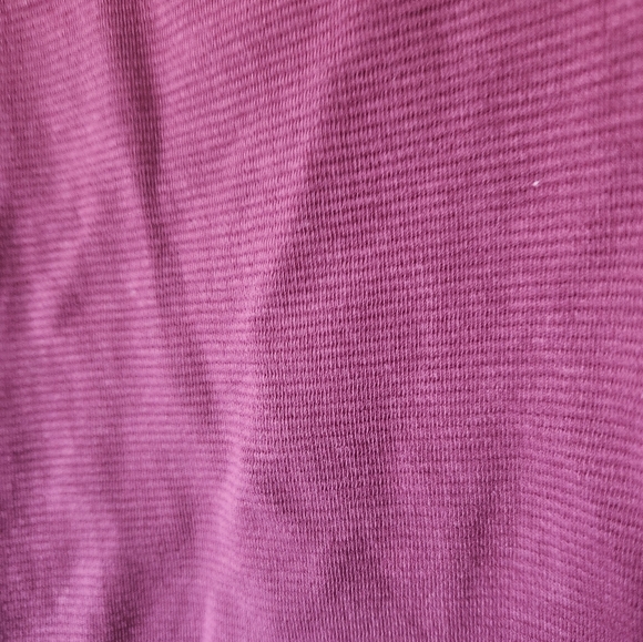 2 Perry Ellis sweaters - Picture 6 of 6